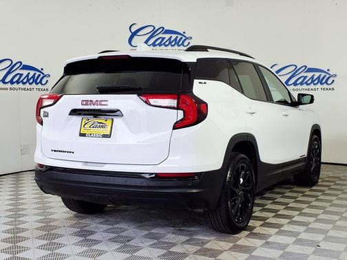 White 2024 GMC Terrain SLE