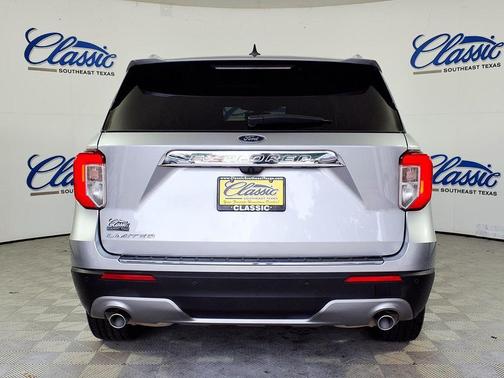 Silver 2023 Ford Explorer Limited