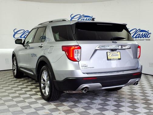 Silver 2023 Ford Explorer Limited