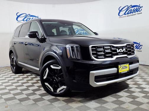 Black 2025 Kia Telluride S