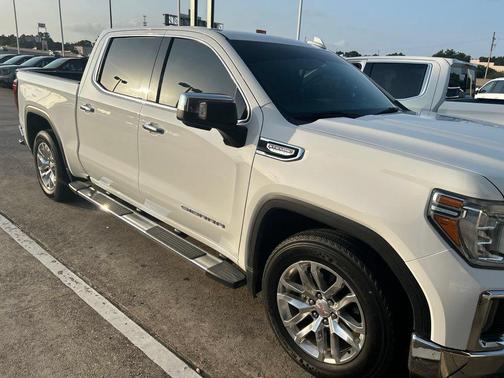 White 2021 GMC Sierra 1500 SLT
