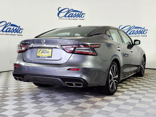 2022 Nissan Maxima SV Xtronic CVT