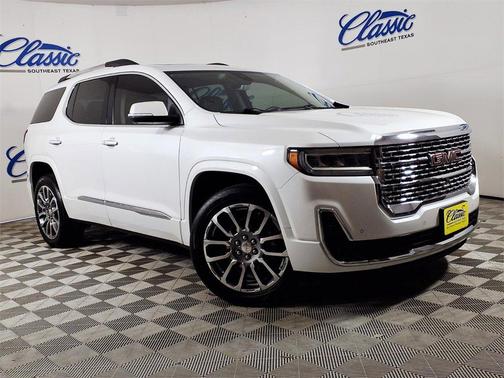 2022 GMC Acadia Denali