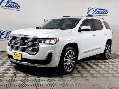 2022 GMC Acadia Denali