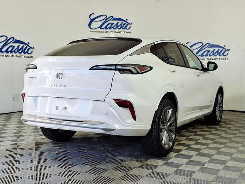 2026 Buick Envista Avenir FWD