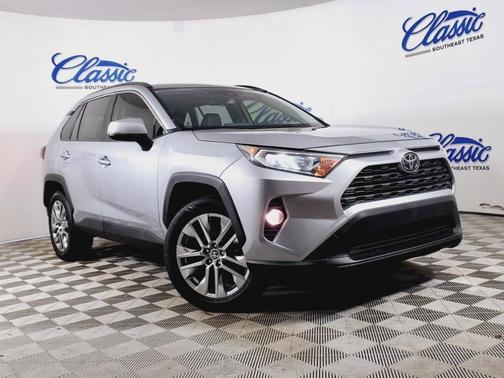 2020 Toyota RAV4 XLE Premium