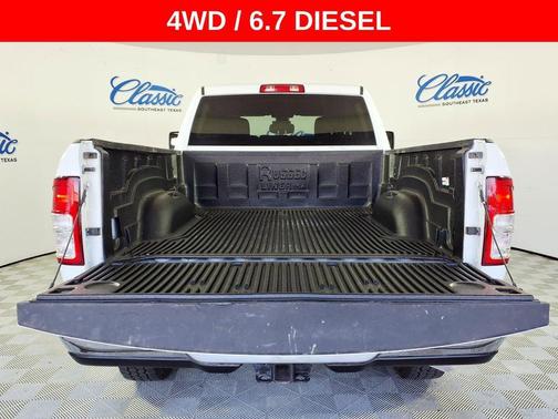 White 2024 RAM 2500 Big Horn Crew Cab 4x4 6'4' Box