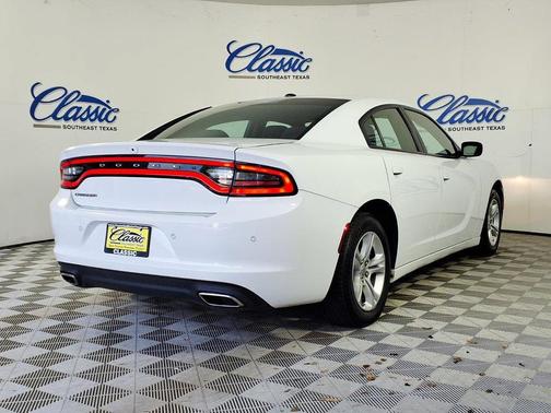 White 2022 Dodge Charger SXT