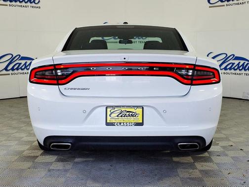 White 2022 Dodge Charger SXT
