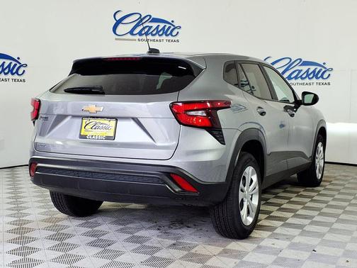Gray 2024 Chevrolet Trax LS