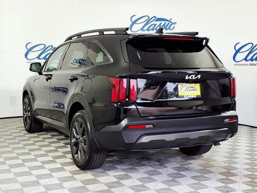 Ebony Black 2023 Kia Sorento EX