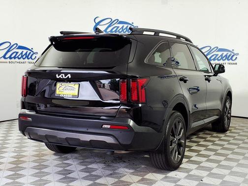 Ebony Black 2023 Kia Sorento EX