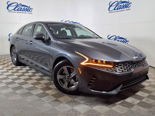 Gray 2022 Kia K5 LXS