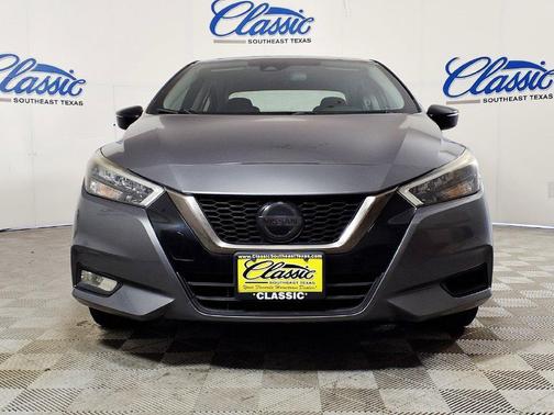 Gray 2020 Nissan Versa 1.6 S