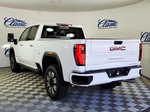 2026 GMC Sierra 2500 Denali