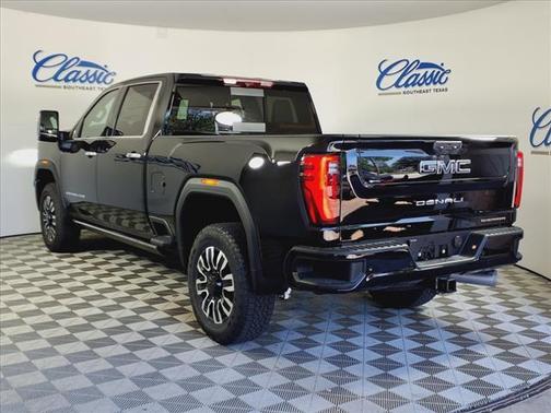 2025 GMC Sierra 2500 Denali Ultimate