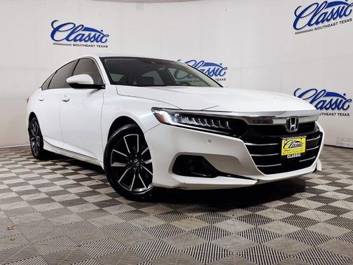 White 2022 Honda Accord EX-L 1.5T