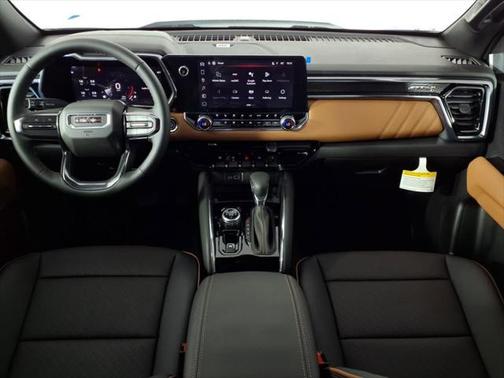 2025 GMC Canyon Base