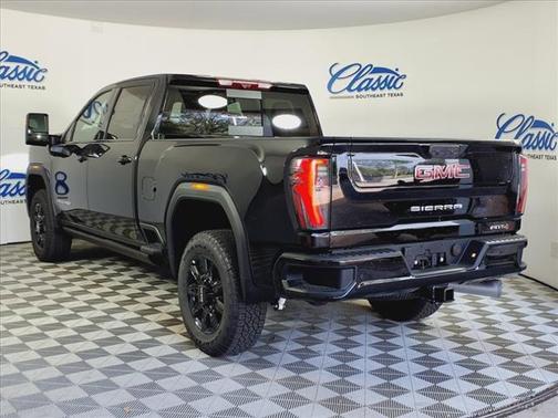 2025 GMC Sierra 2500 AT4