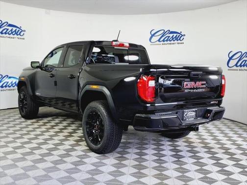2025 GMC Canyon Base