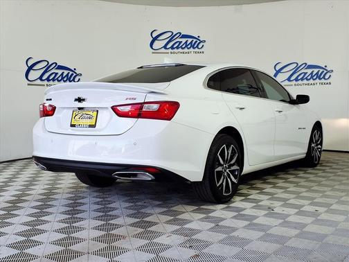 2025 Chevrolet Malibu FWD RS