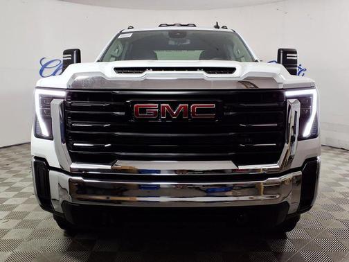 2026 GMC Sierra 2500 Pro