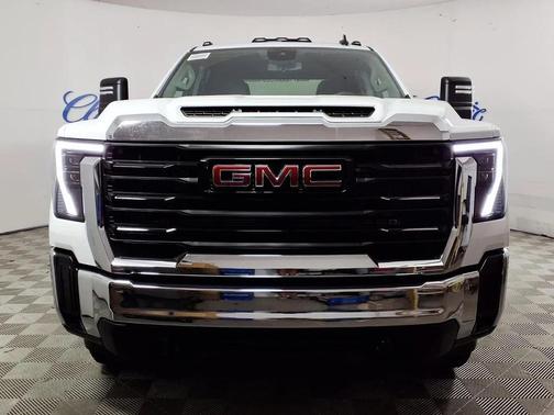 White 2026 GMC Sierra 2500 Pro