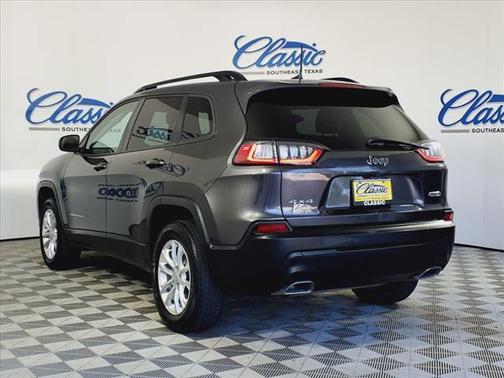 2022 Jeep Cherokee Latitude Lux