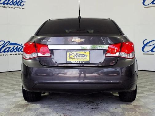 Gray 2014 Chevrolet Cruze LS