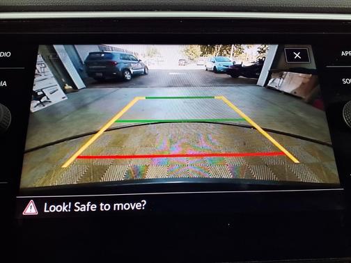 2022 Volkswagen Atlas 2.0T SE w/Technology 4MOTION