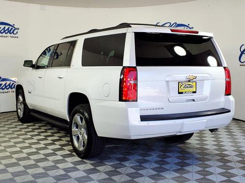 2018 Chevrolet Suburban LT