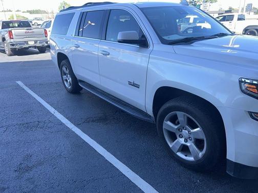 2018 Chevrolet Suburban LT