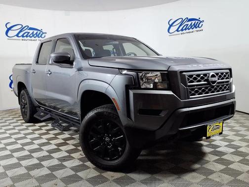 Gray 2023 Nissan Frontier SV