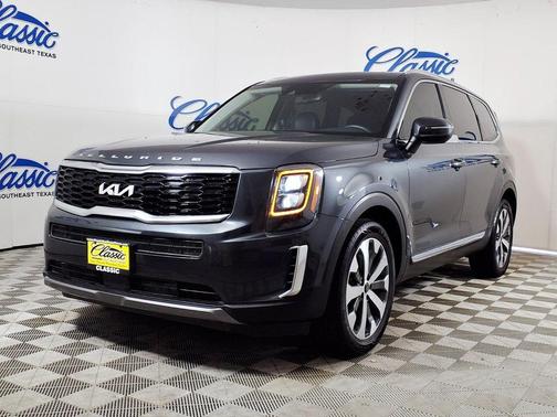 Gray 2022 Kia Telluride EX