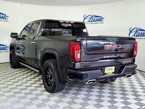 Gray 2023 GMC Sierra 1500 Denali