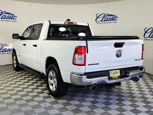 White 2023 RAM 1500 Big Horn/Lone Star
