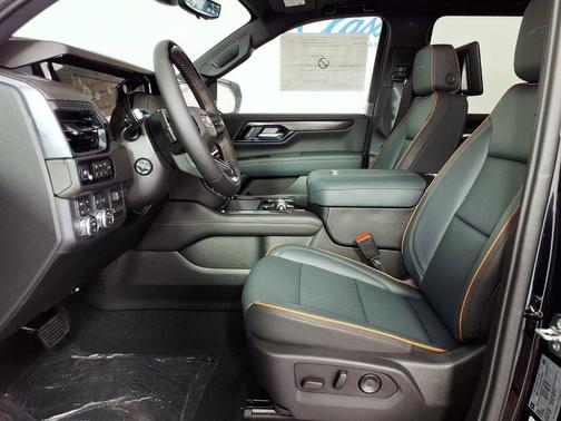 Black 2026 GMC Yukon XL 4WD AT4