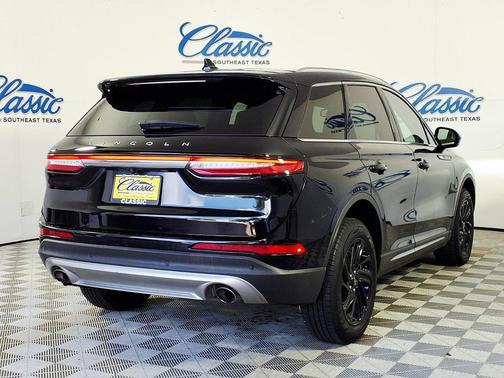 Black 2022 Lincoln Corsair Standard