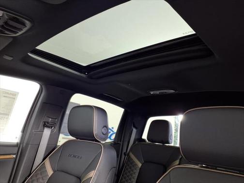 2025 GMC Canyon Denali