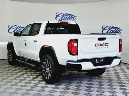 2025 GMC Canyon Denali