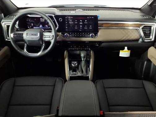 2025 GMC Canyon Denali