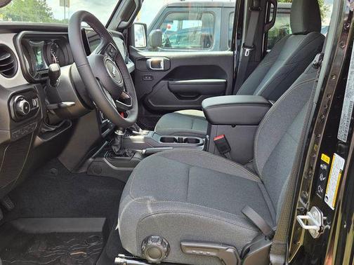 Black Clearcoat 2026 Jeep Wrangler Sport S