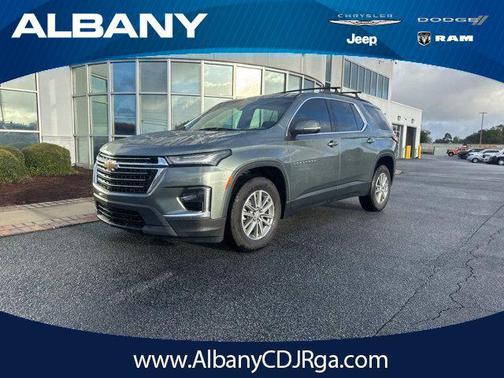 Silver Sage Metallic 2022 Chevrolet Traverse LT Cloth