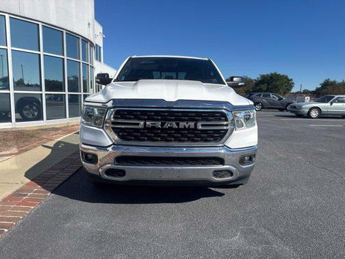 Bright White Clearcoat 2022 RAM 1500 Big Horn/Lone Star