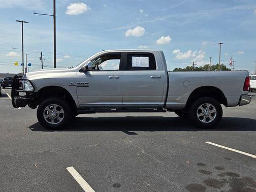 Bright Silver Metallic Clearcoat 2017 RAM 2500 SLT Crew Cab 4x4 6'4' Box