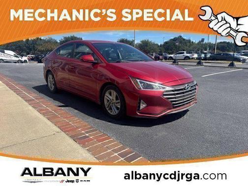 Scarlet Red Pearl 2020 Hyundai ELANTRA SE