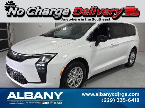 Bright White Clearcoat 2027 Chrysler Pacifica L