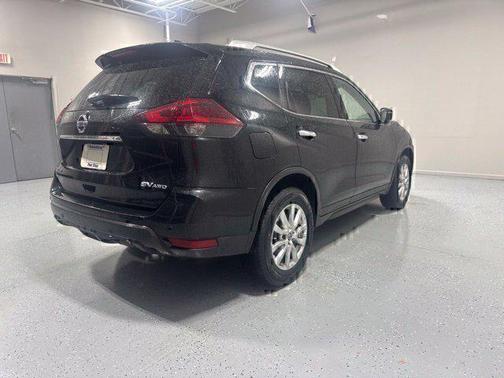 Magnetic Black Pearl 2020 Nissan Rogue SV