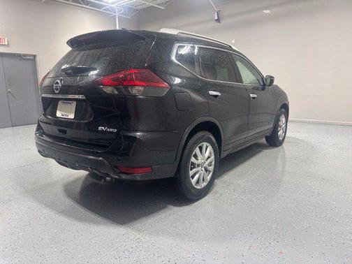 Magnetic Black Pearl 2020 Nissan Rogue SV