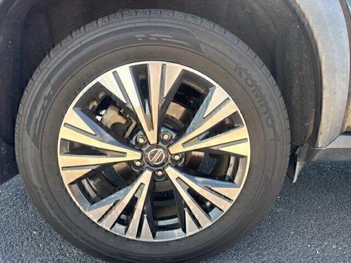 Super Black 2021 Nissan Rogue SV